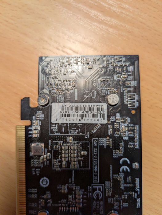 AMD Radeon RX 550 4Gb