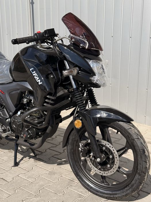 Мотоцикл  Lifan kp200