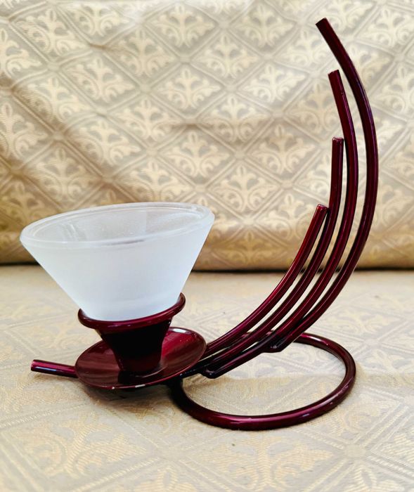 Świecznik. Nowoczesny design.