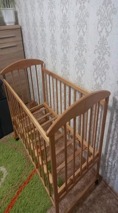 Продам новую кроватку