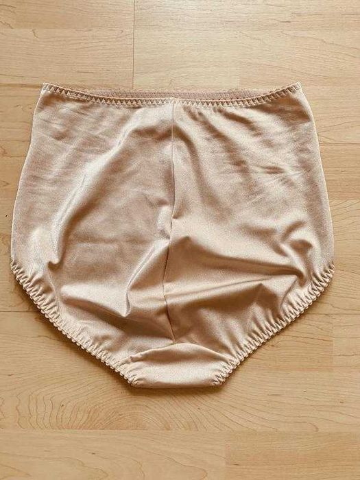 Моделирующие утягивающие трусики с высокой посадкой triumph размер l-xl