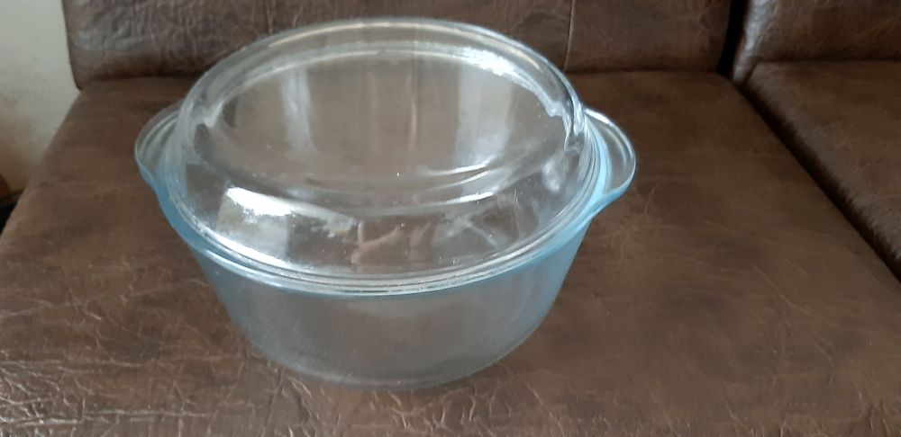 Кастрюля Borcam круглая с крышкой 23х23х9см стеклянная