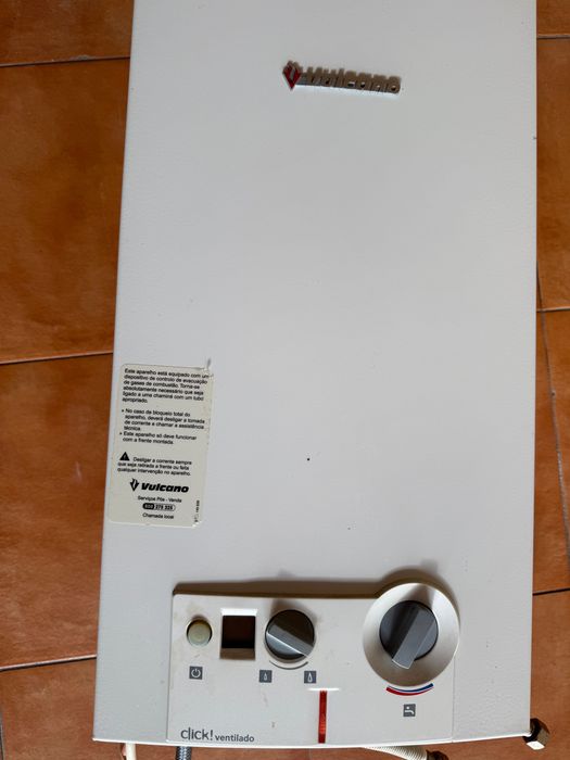 Esquentador a gás propano ventilado