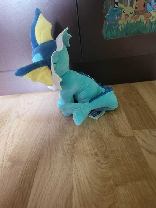 Pluszak Pokemon Vaporeon maskotka Nintendo