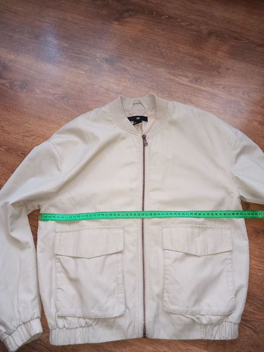 Куртка-бомбер H&M