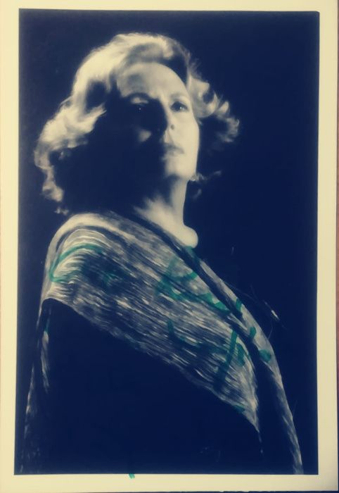 Fadista Amalia Rodrigues Foto com dedicatória e autografada