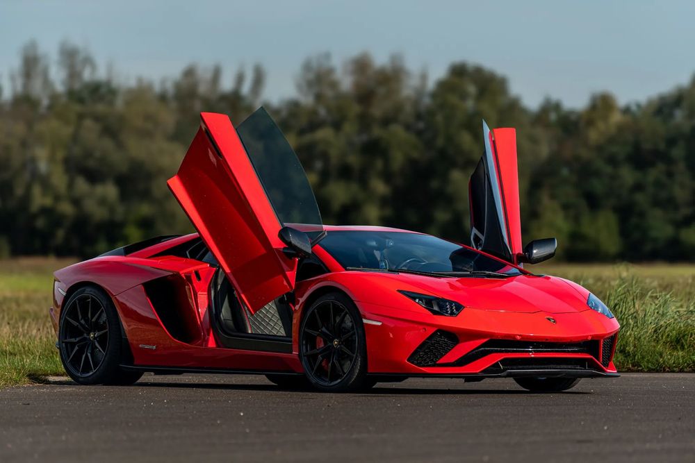Lamborghini Aventador Lamborghini Aventador S