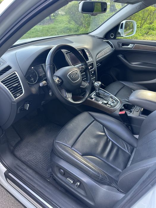 Audi Q5 8r hybrid quattro