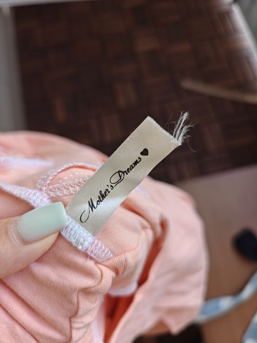 Плаття для вагітних та годуючих