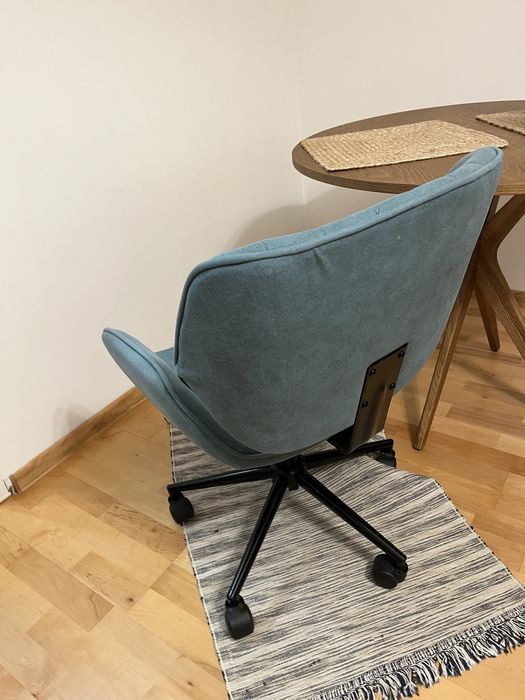 Krzeslo tapicerowane