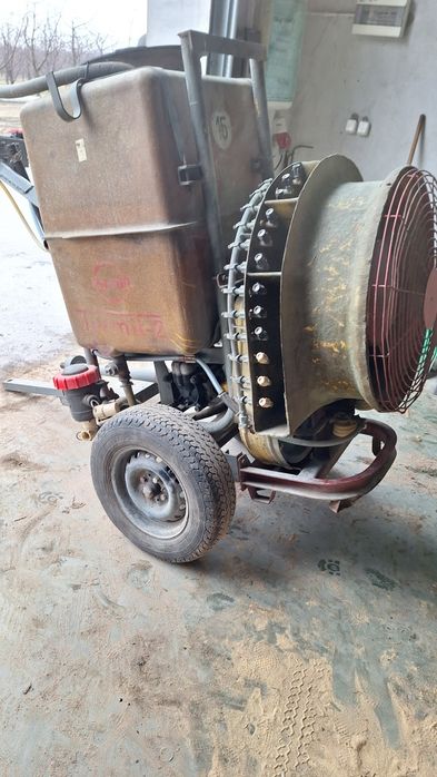 Opryskiwacz do pryskania na kołach