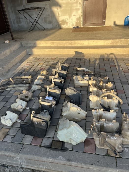 Бачок омивача BMW насоси трубки