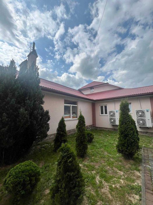 Оренда комерційного приміщення, 592 м², с. Солуки