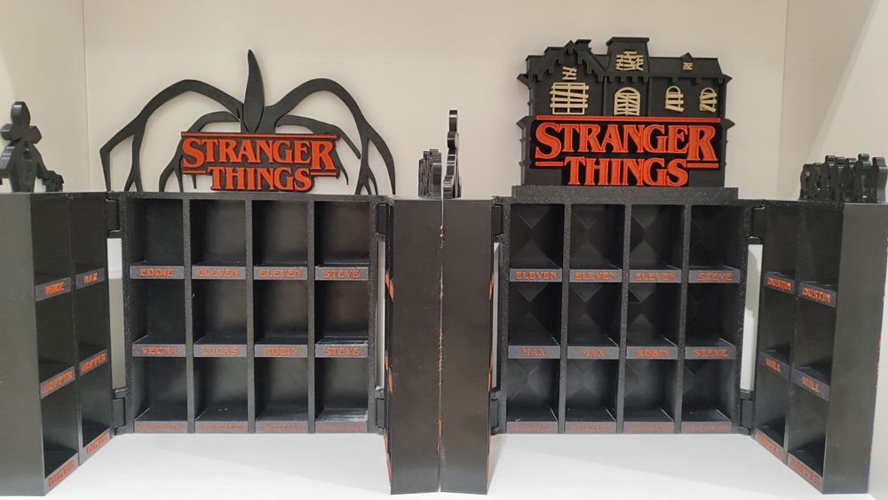 Шкатулка, поличками для фігурок Kinder Joy Stranger Things  Дивні Дива