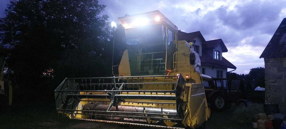 New Holland 8055 Ford