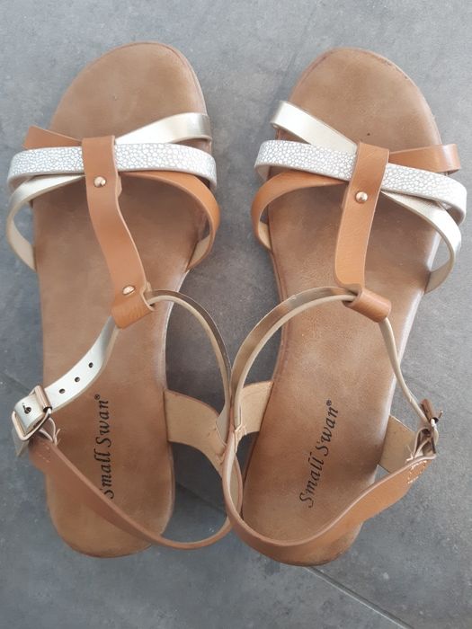 sandałki brązowe boho 39 lekki koturn stan bdb