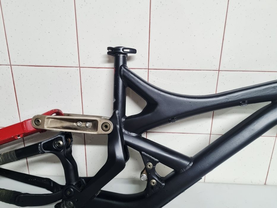 Specialized demo 8