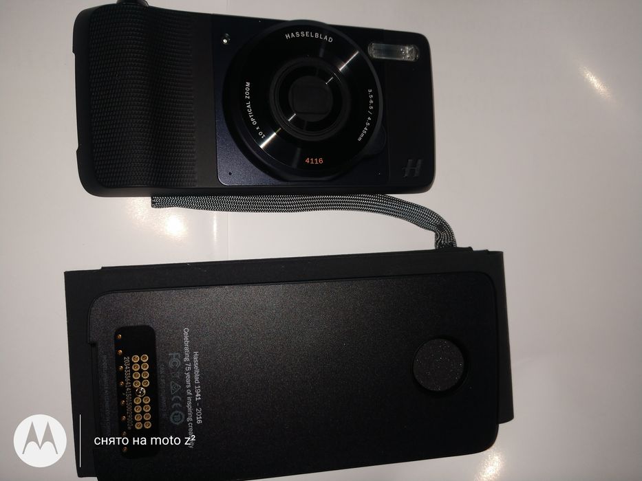 Motorola mod камера Hasselblad True Zoom Camera