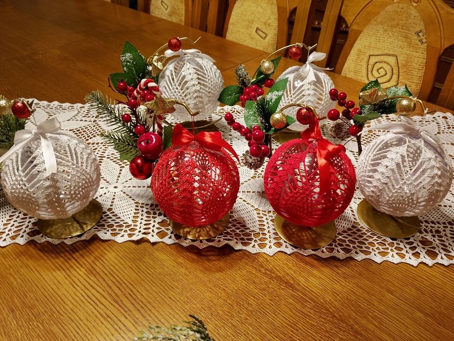 Stroik na bombce o średnicy 12 cm