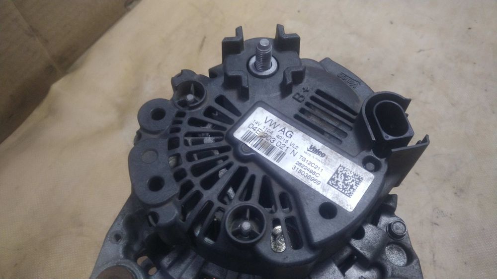 / Skoda Rapid alternator