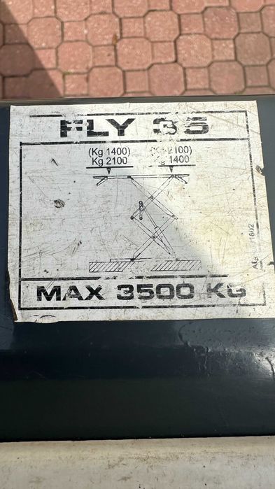 Podnośnik samochodowy 3,5T