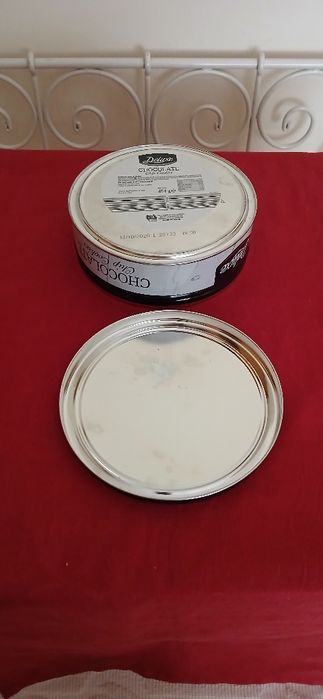 Lata de biscoitos Deluxe, vazia