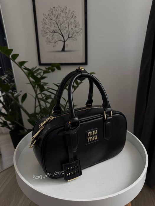 Сумка miu miu брендова