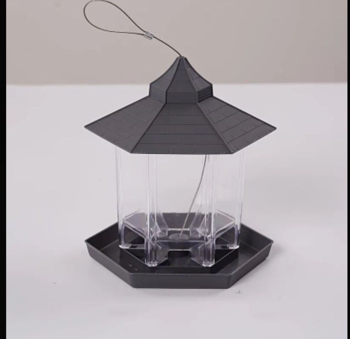 Годівниця для птахів кормушка