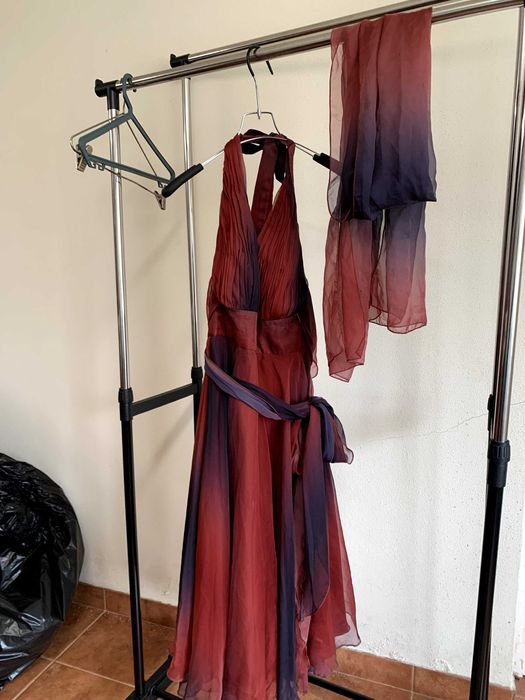 Vestido de festa Bordeaux