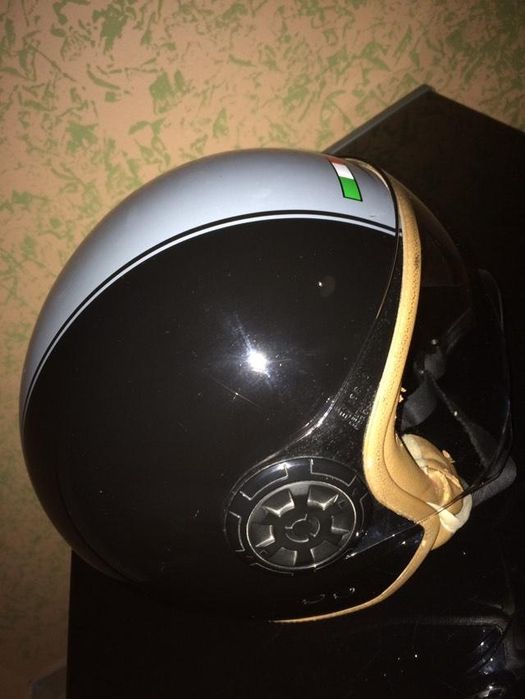 Capacete estilo Jet