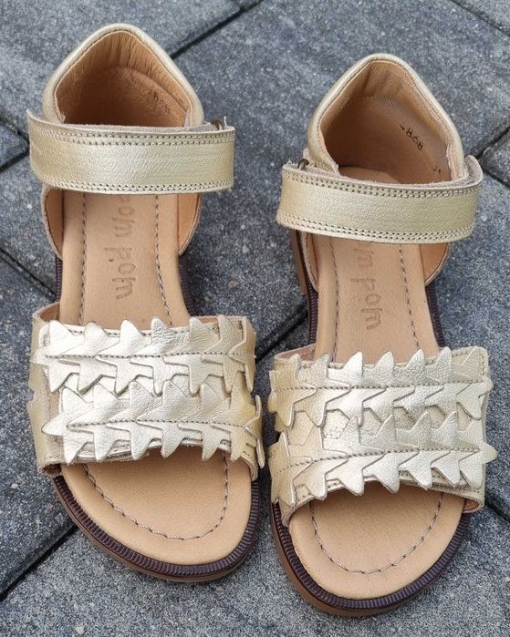 Sandałki dziewczęce Pom Pom rozm. 31