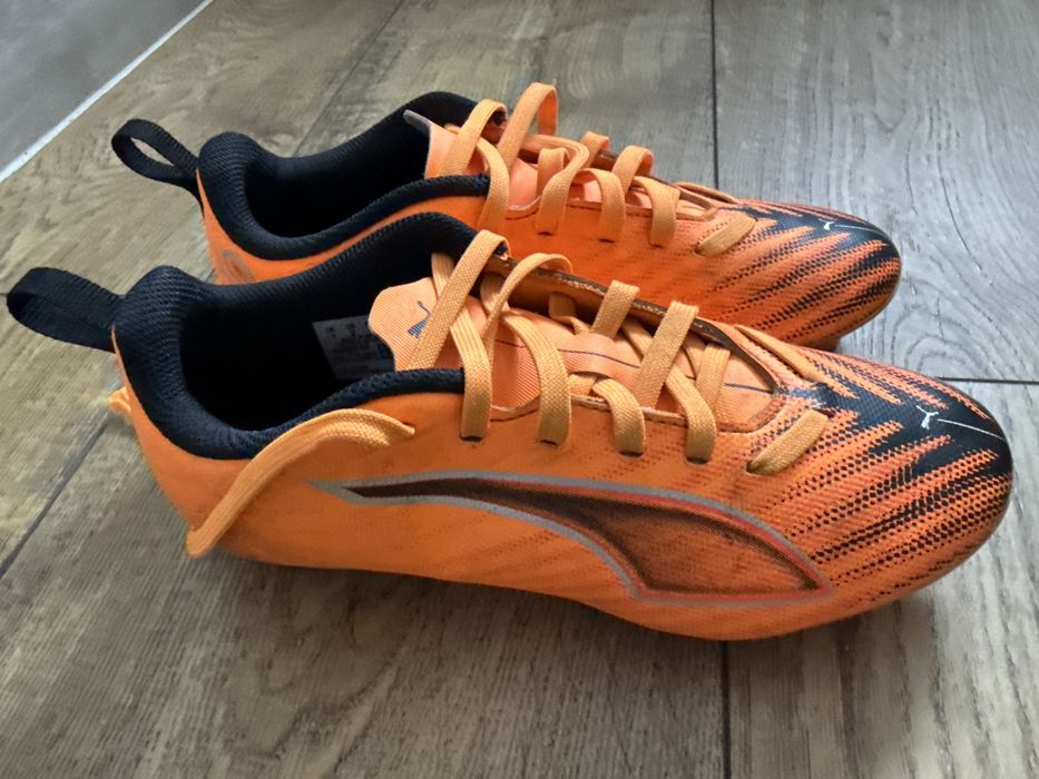 Buty piłkarskie korki Puma Ultra r. 33, 20 cm