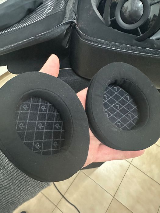 Headphones Premium Audioquest NightOwl Carbon