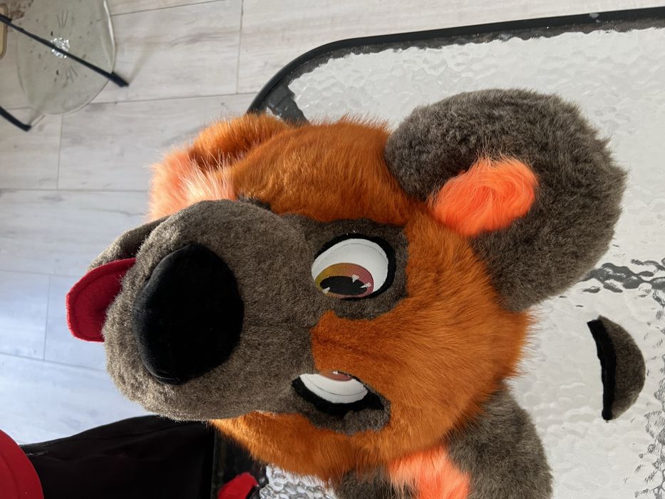 Fursuit head hieny