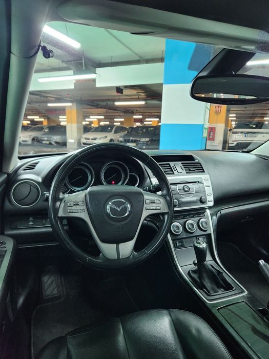 Mazda 6 motor 2.0 140cv nacional com 200.000 km impecável ful extras