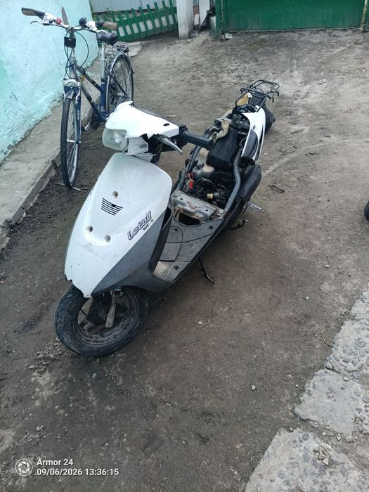 suzuki let's 2 nee