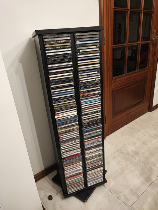 Estante giratória para CD's