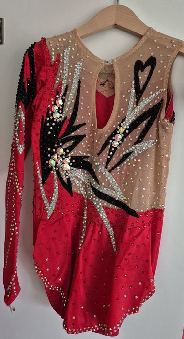 Strój startowy do gimnastyki artystycznej