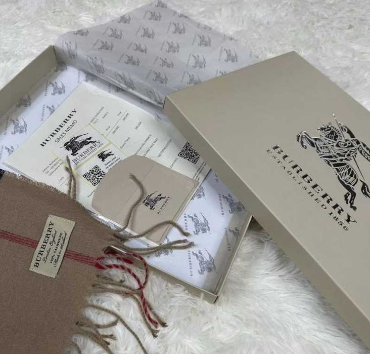 Шарф Burberry НОВИЙ кашеміровий шарф бежевий 32/180см Шарф в клітинку