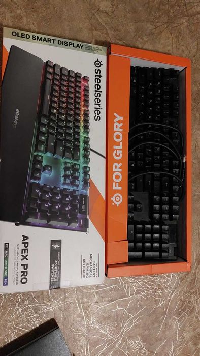 механическая игровая клавиатура  Steelseries