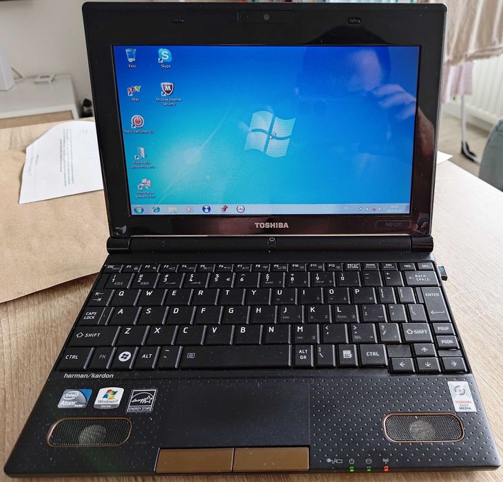 Netbook Toshiba NB520-10M Windows 7 starter