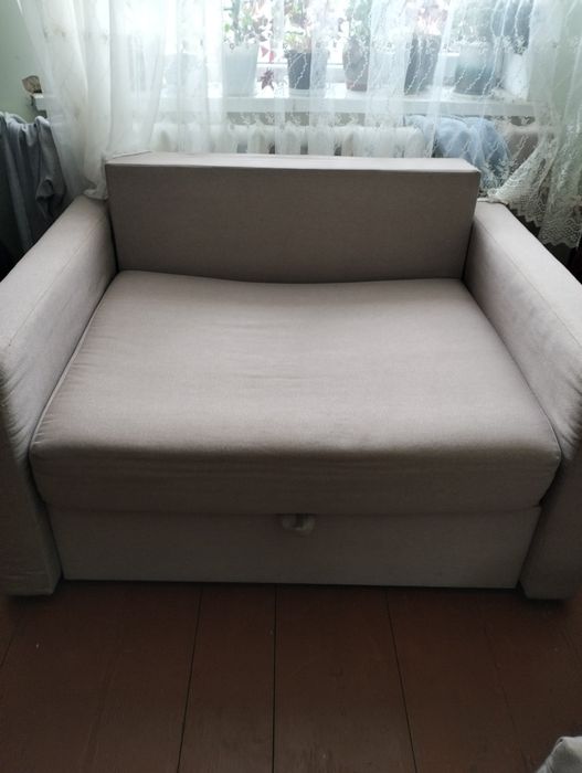 Розкладний диван