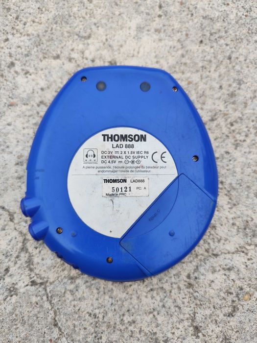 Leitor de CD portátil da marca Thompson