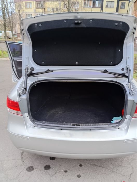 Hyundai Sonata 2008