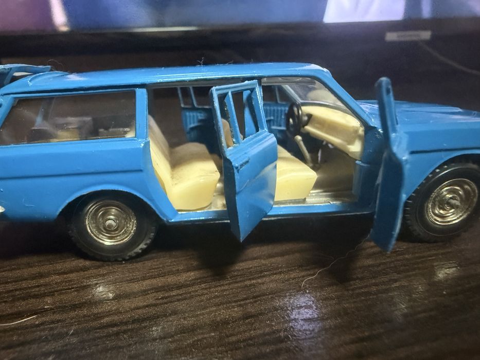 Модель 1:43 ГАЗ 24 волга  (колекційні машинки)