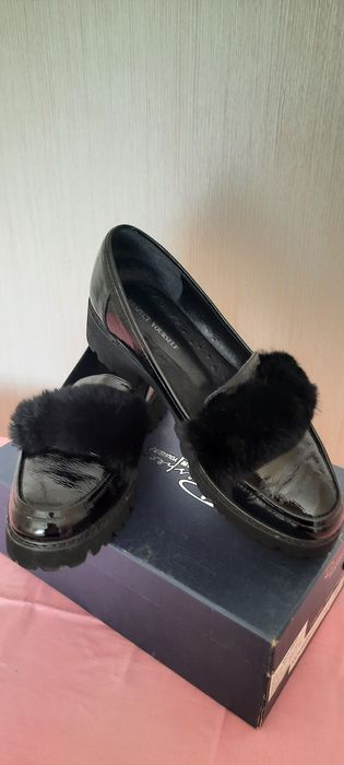 Женские модельные туфли