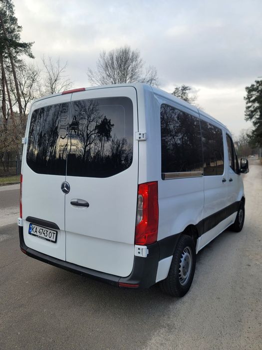Продам автомобіль Мерседес Спрінтер 907 пасажир 6+1