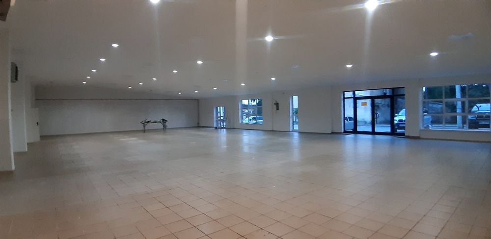 Sprzedam lokal usługowo handlowy Opoczno  ul.piotrkowska 53 b