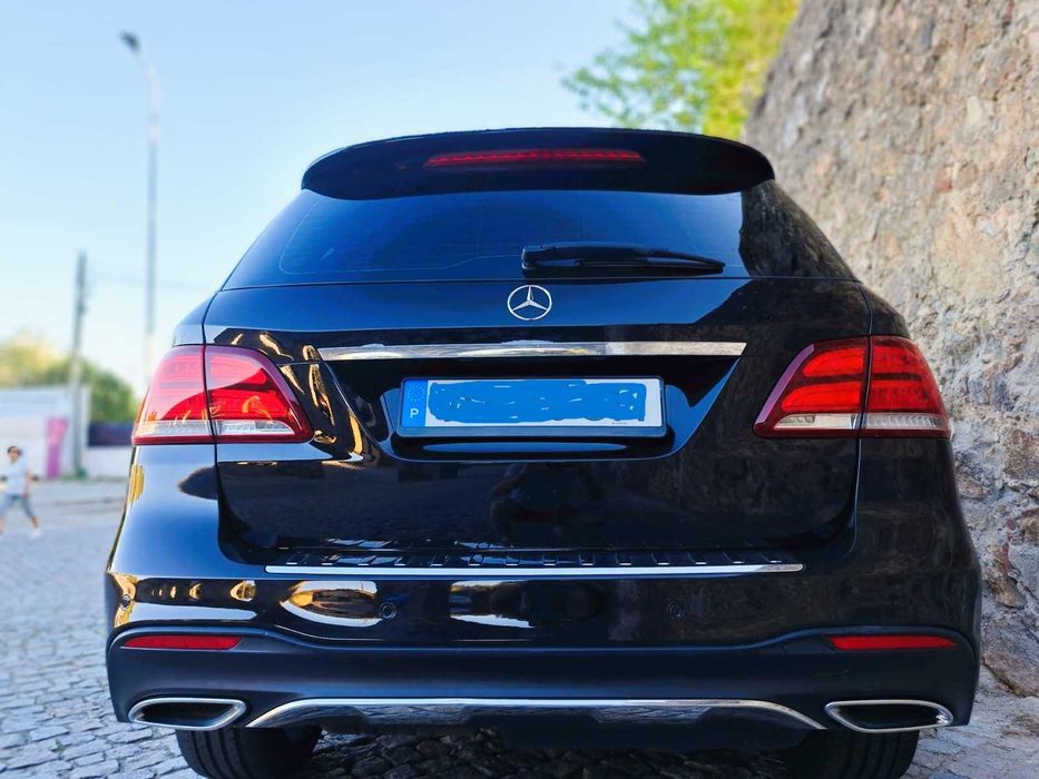 Mercedes GLE 250 D-4Matic-9G TRONIC-AMG LINE- FULL EXTRAS