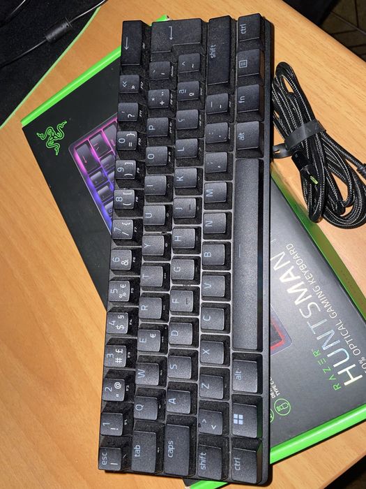 Vendo teclano Razer mini494401728986501121